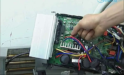 贵阳市美的空调电话是多少